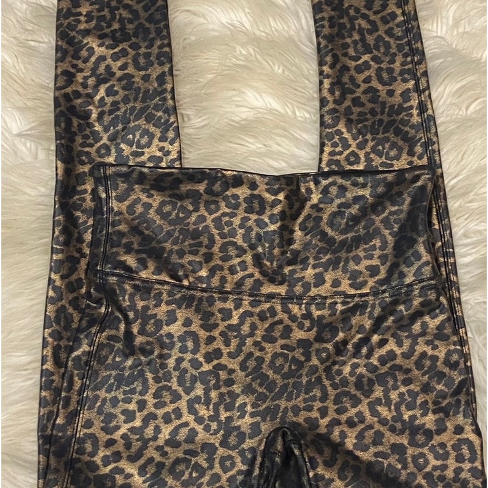 Women's SPANX leggings